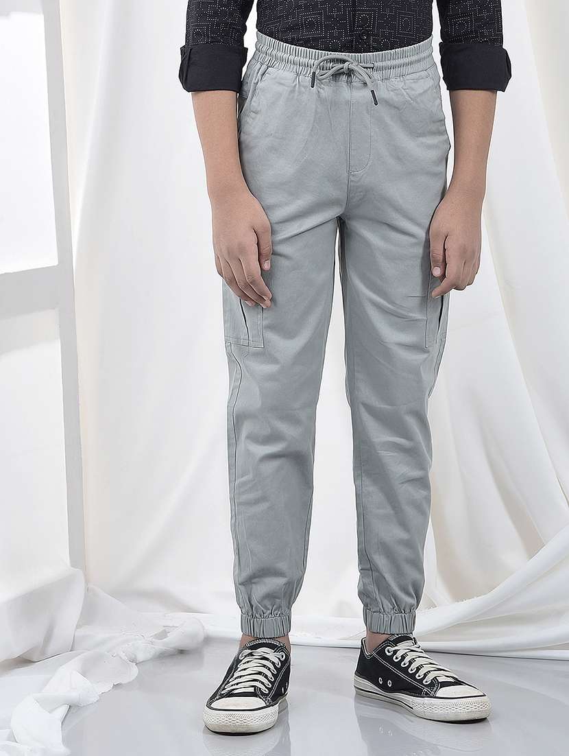 boys solid mid rise jogger