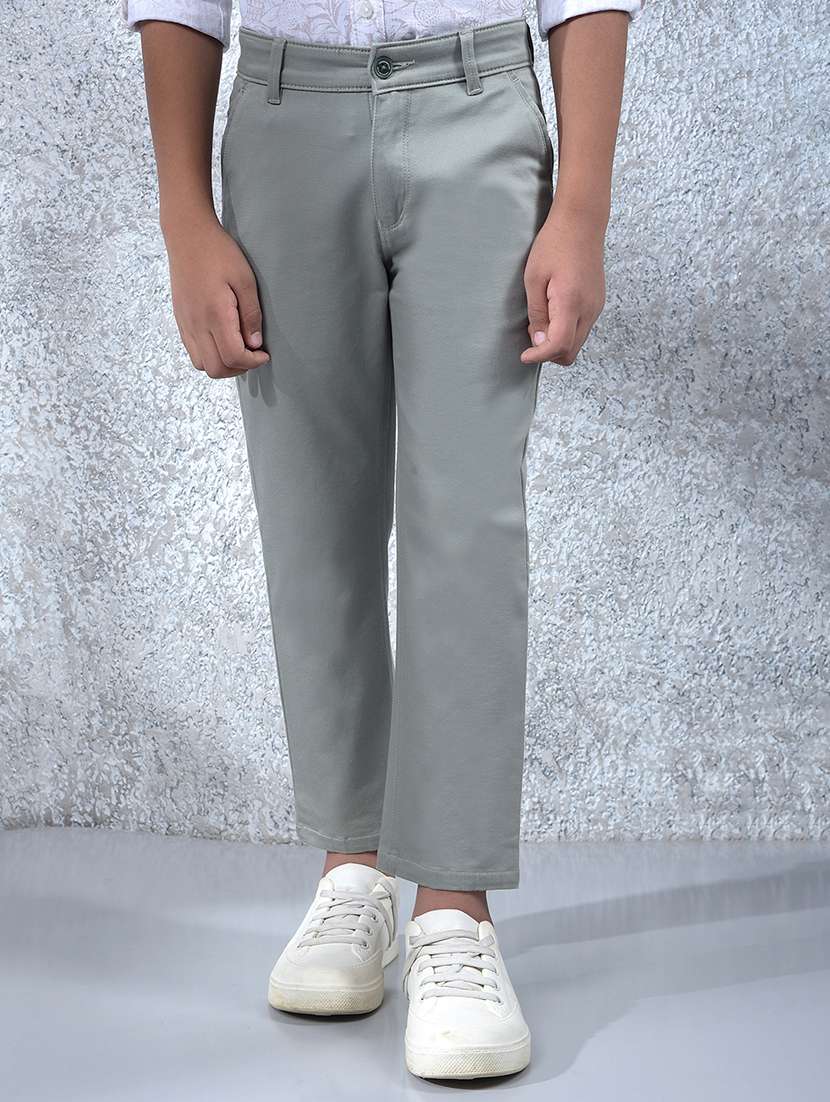 boys solid mid rise chinos
