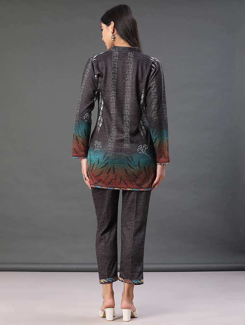 women printed long sleeve kurta and pant set - 22102833 -  Standard Image - 3