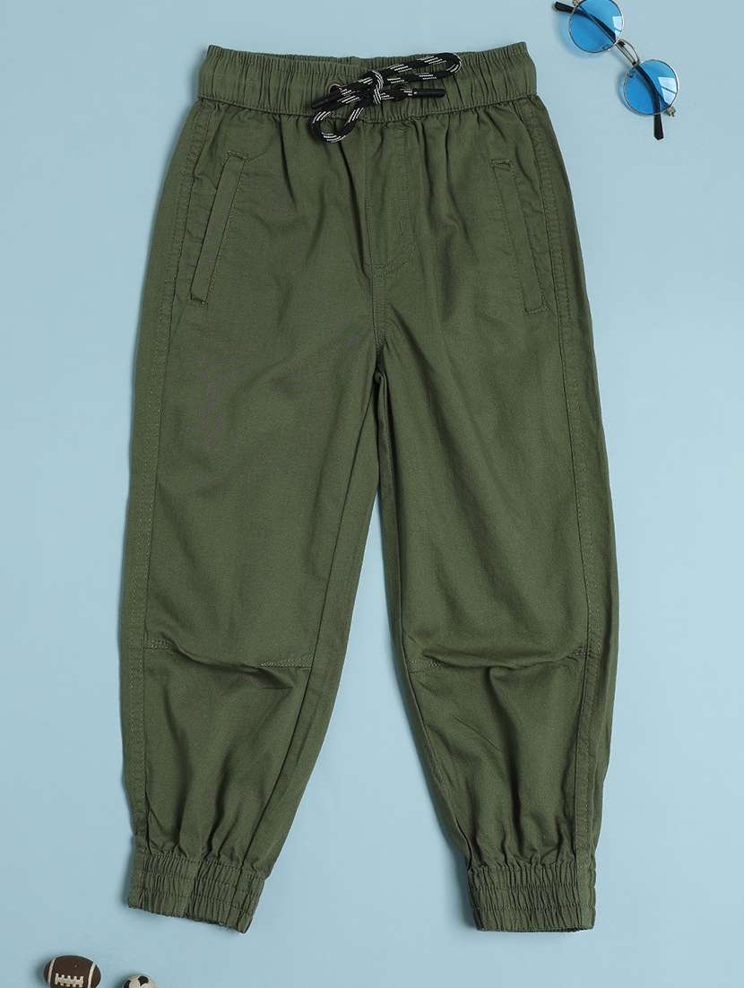 boys solid mid rise jogger