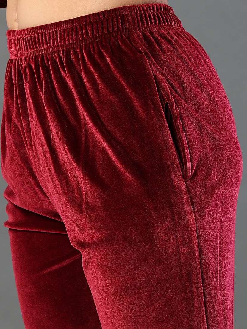 women embroidered velvet kurta and pant with dupatta set - 22102884 -  Standard Image - 5