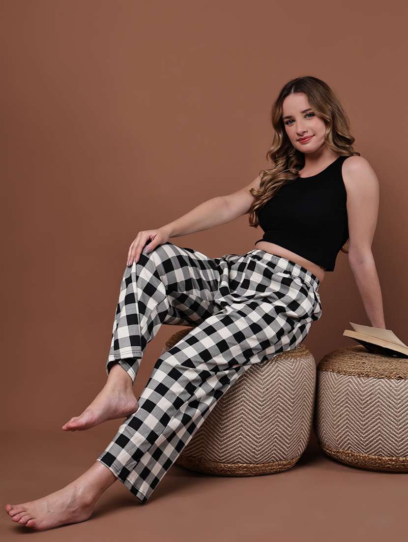 women pack of 2 printed mid rise loungewear pyjama - 22103016 - Standard Image - 5