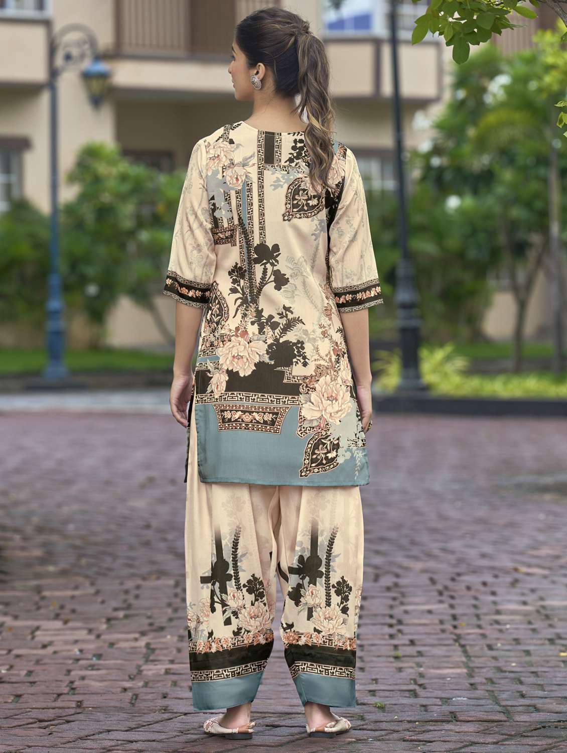 women printed three quarter sleeve ethnic co-ord set - 22103959 - Standard Image - 3