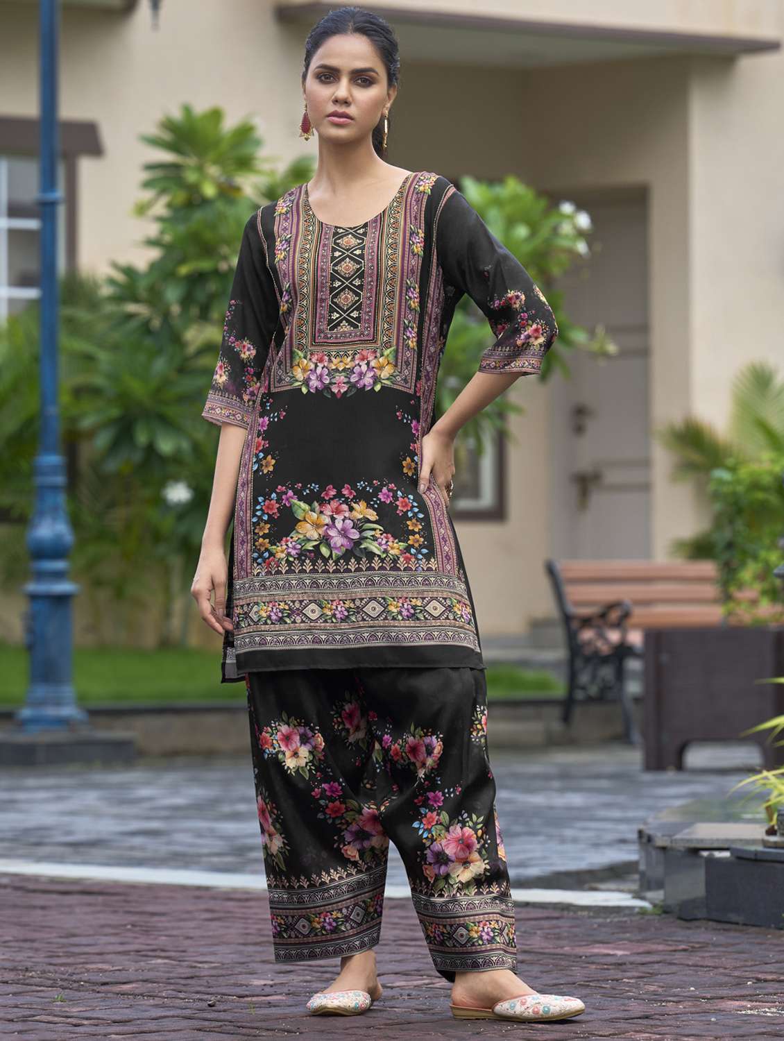 women printed three quarter sleeve ethnic co-ord set - 22103961 -  Zoom Image - 0