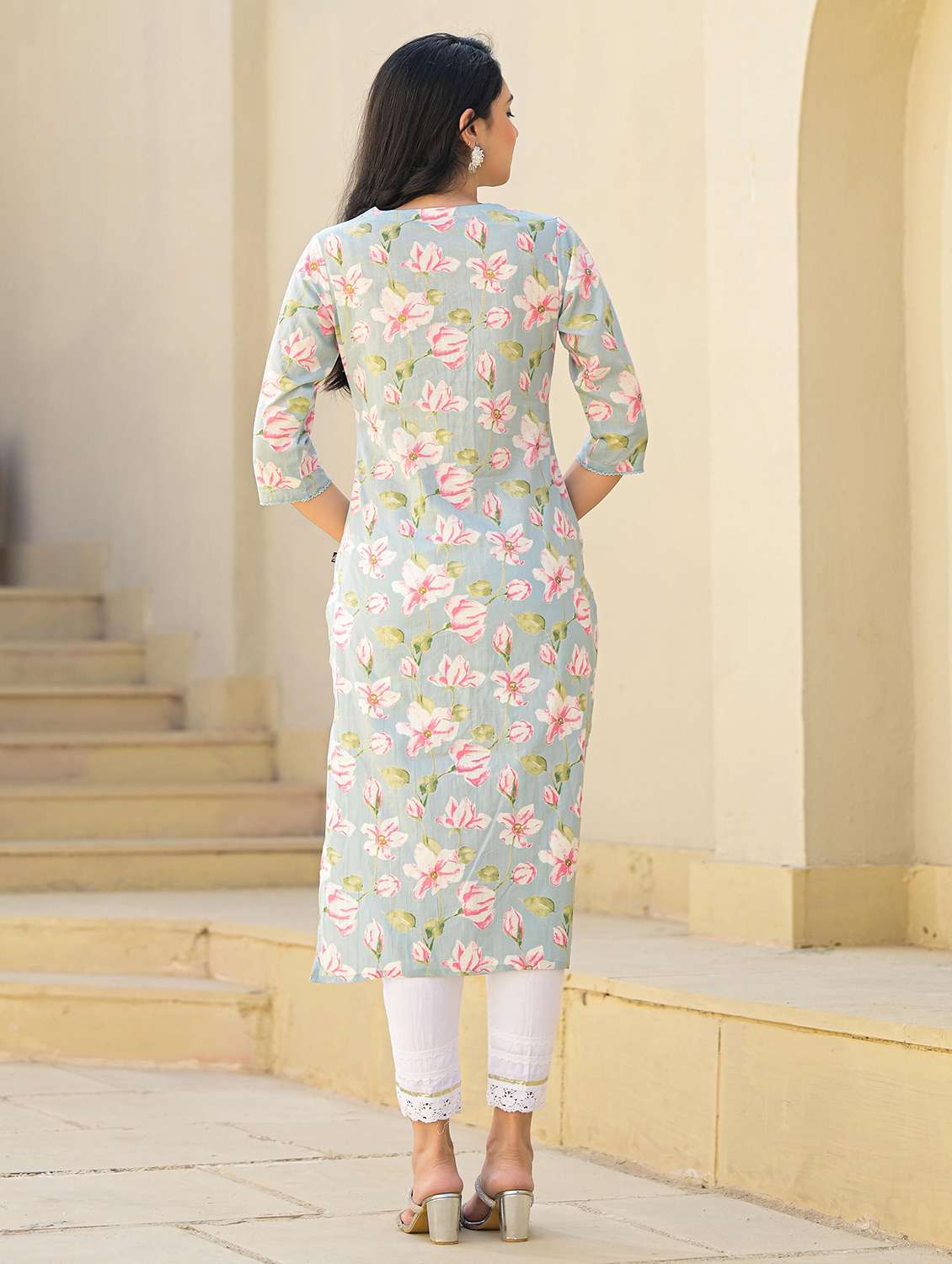 women floral three quarter sleeve straight kurta - 22105349 -  Standard Image - 3