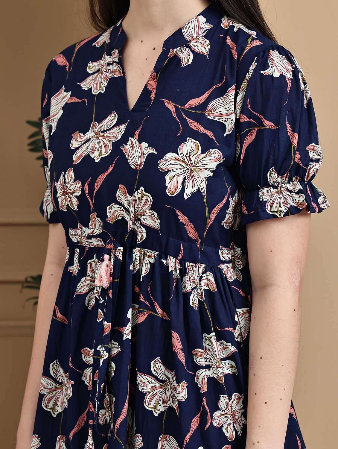 women floral printed short sleeve tiered ethnic dress - 22105869 - Standard Image - 3