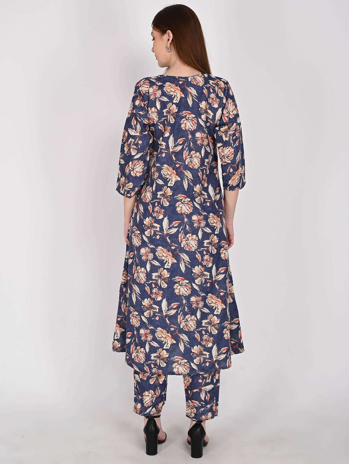 women printed three quarter sleeve kurta pant with dupatta set - 22105876 -  Standard Image - 3