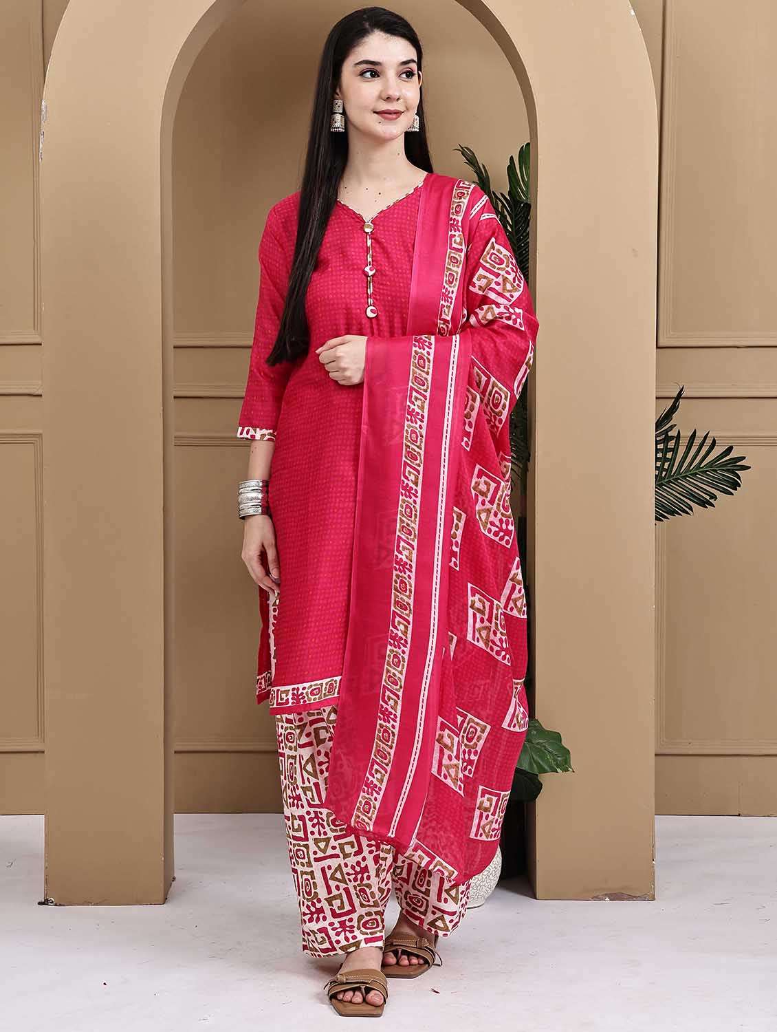 women printed three quarter sleeve kurta salwar with dupatta set
