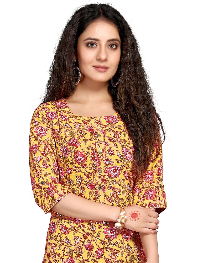 women three quarter sleeve straight kurta - 22105914 - Standard Image - 3