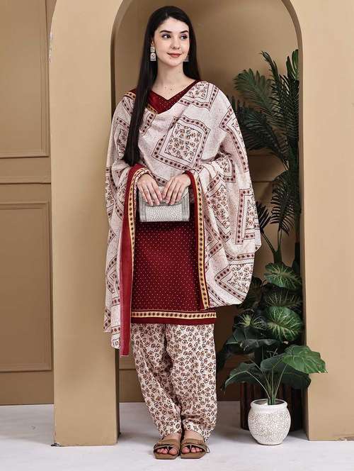 women printed three quarter sleeve kurta salwar with dupatta set - 22105926 -  Standard Image - 0