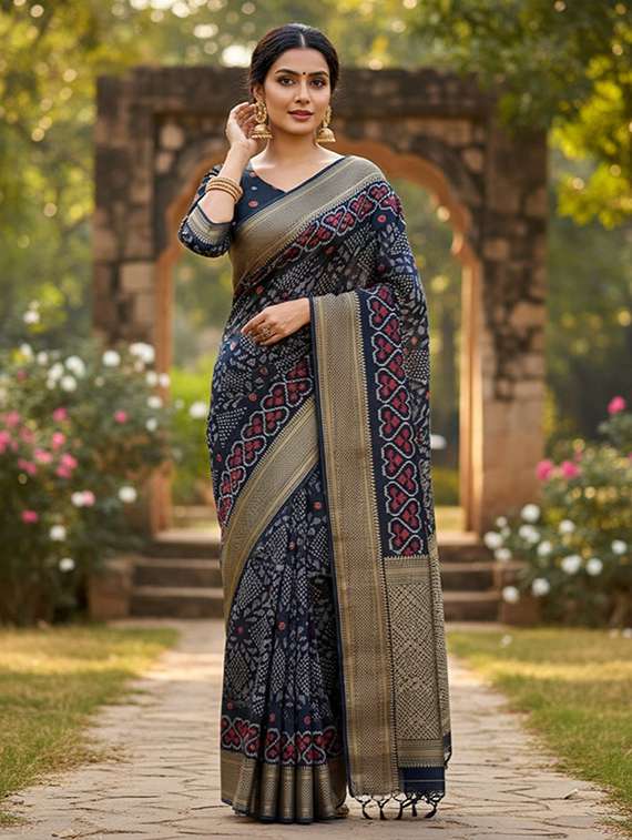women printed bordered saree with blouse