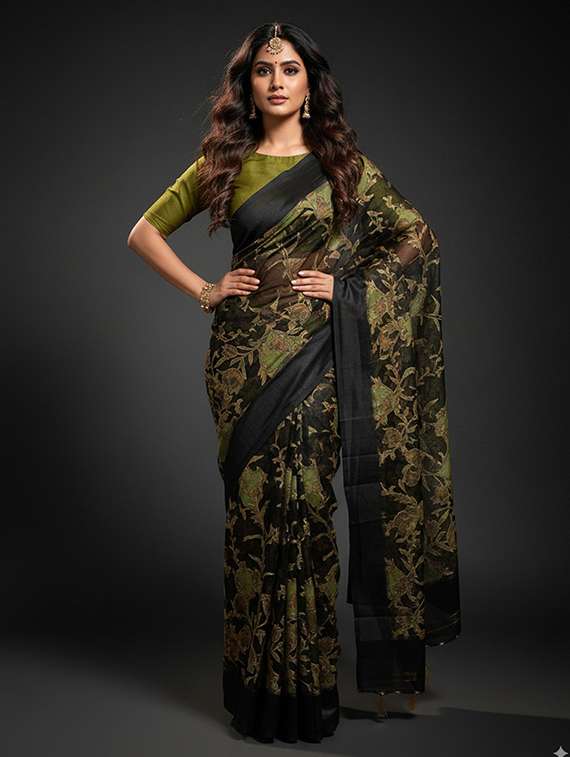 women printed casual wear saree with blouse - 22105948 - Zoom Image - 0