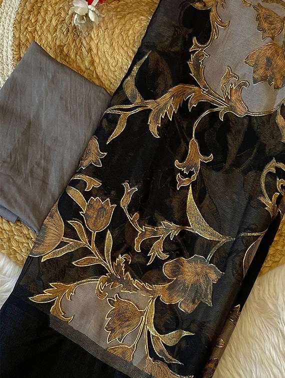 women printed casual wear saree with blouse - 22105950 - Standard Image - 5