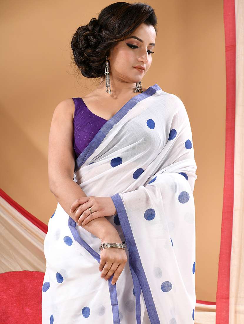 women polka dot printed handloom saree - 22105971 -  Standard Image - 3