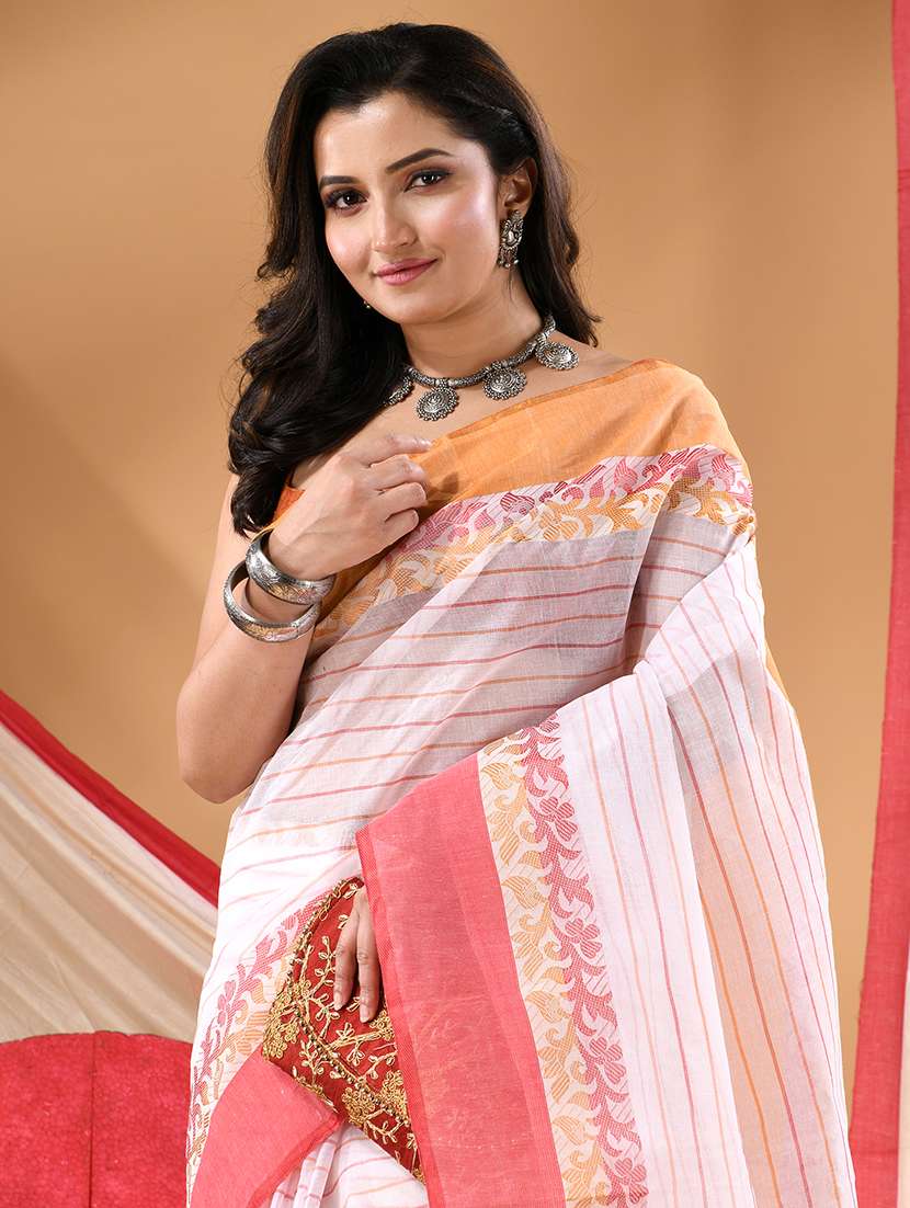 women self design tant saree - 22105981 -  Standard Image - 3
