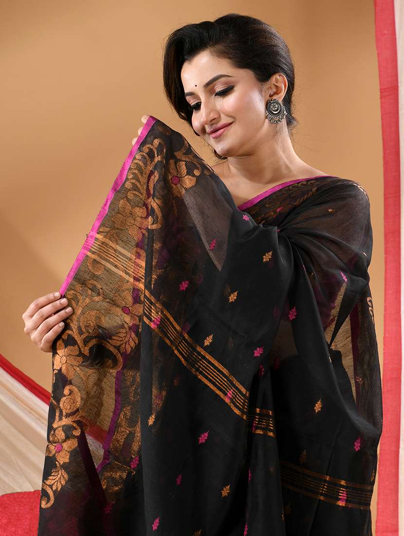 women self design handloom saree with blouse - 22105987 -  Standard Image - 3