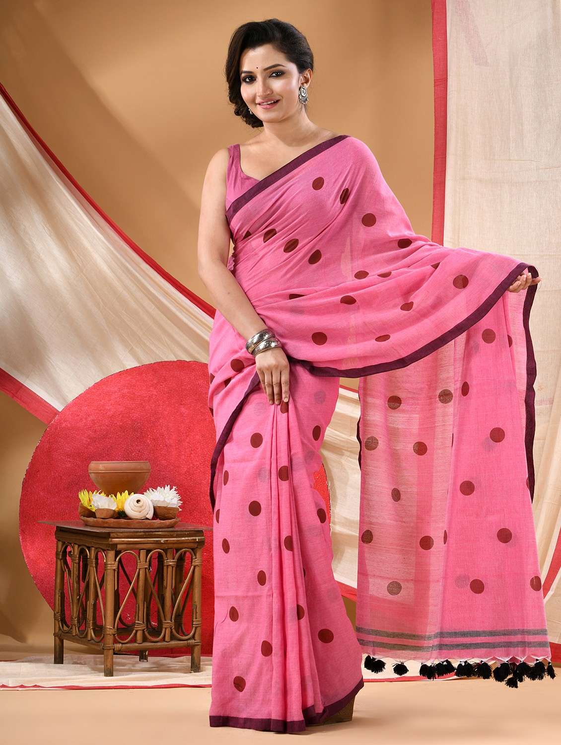 women polka dot handloom saree
