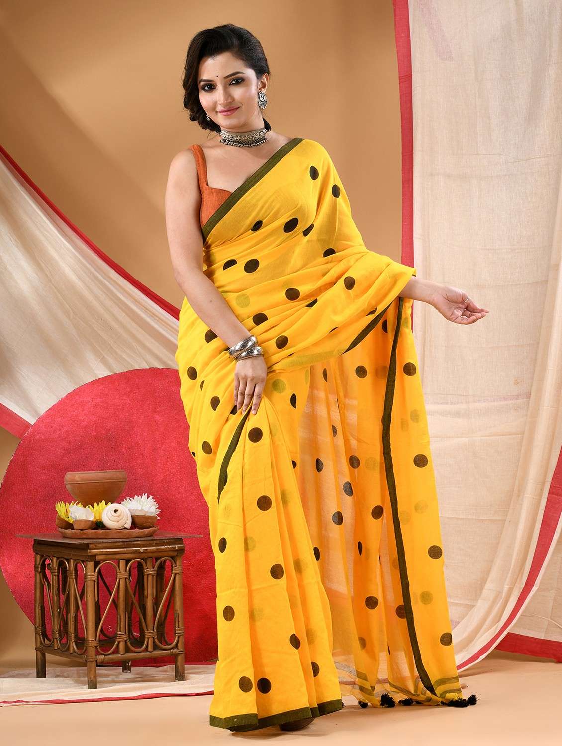 women polka dot handloom saree