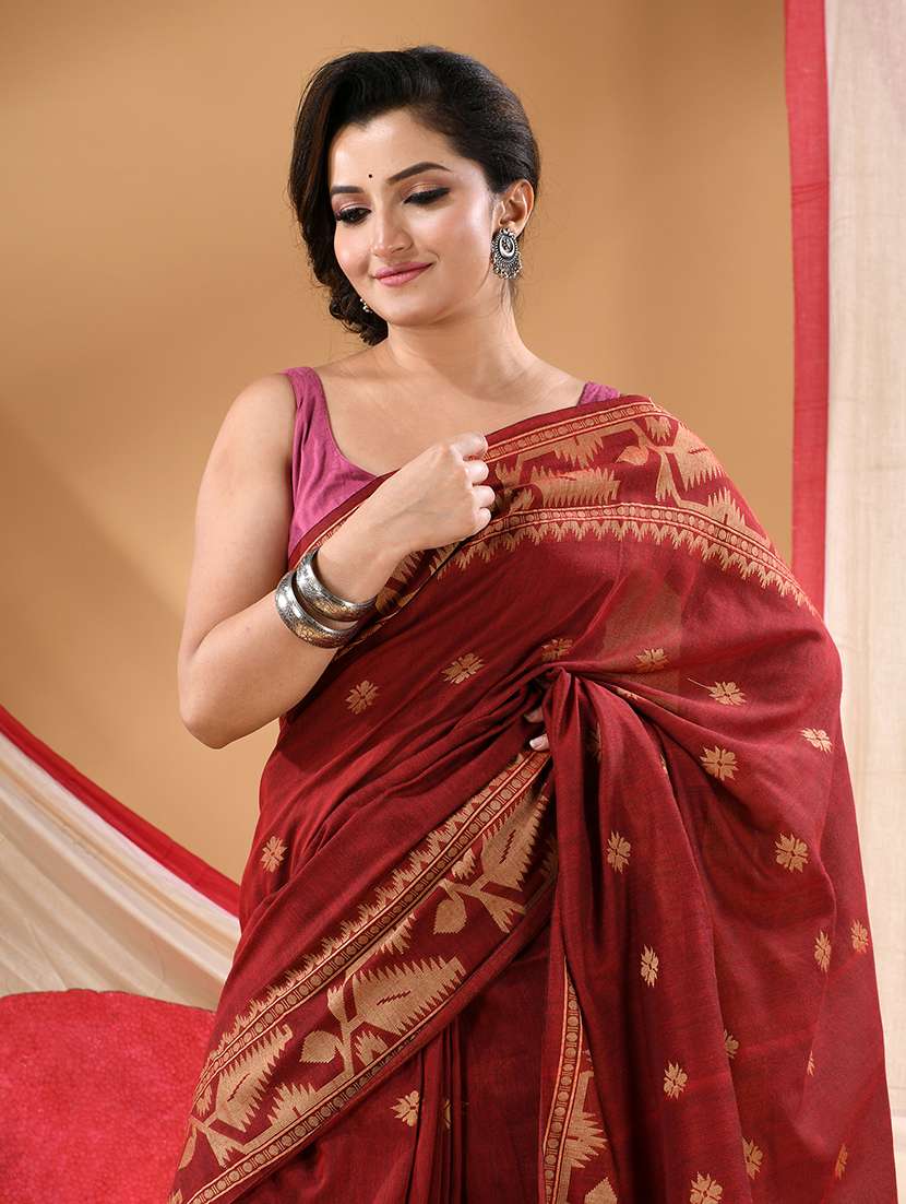 women self design handloom saree with blouse - 22106012 -  Standard Image - 3
