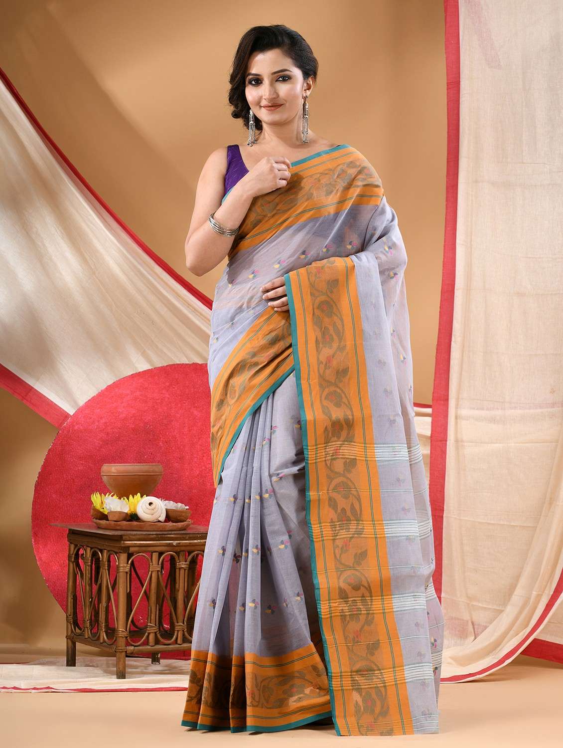 women self design tant saree - 22106013 -  Zoom Image - 0
