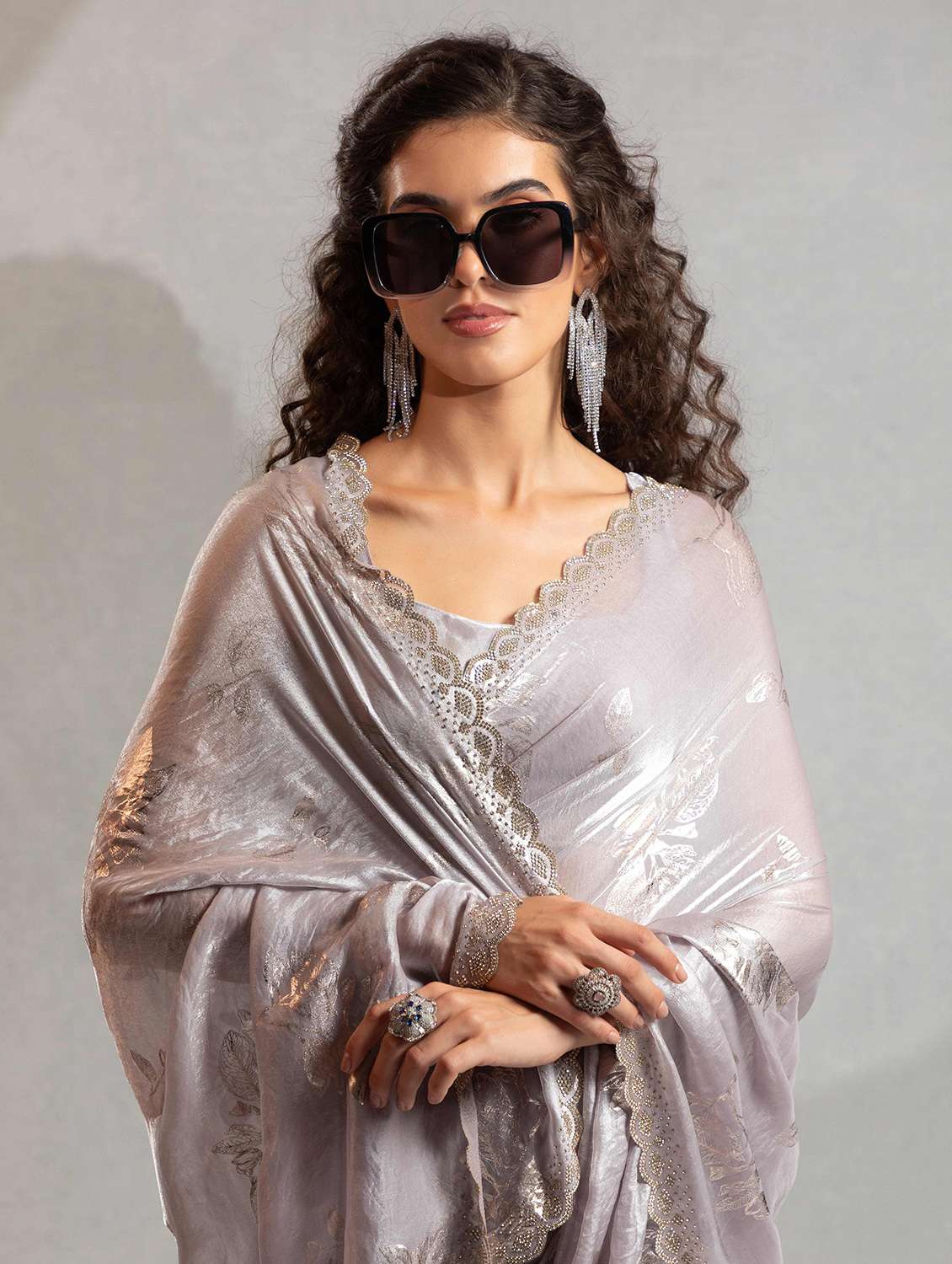 women solid with work embellished saree with blouse - 22106261 -  Standard Image - 5