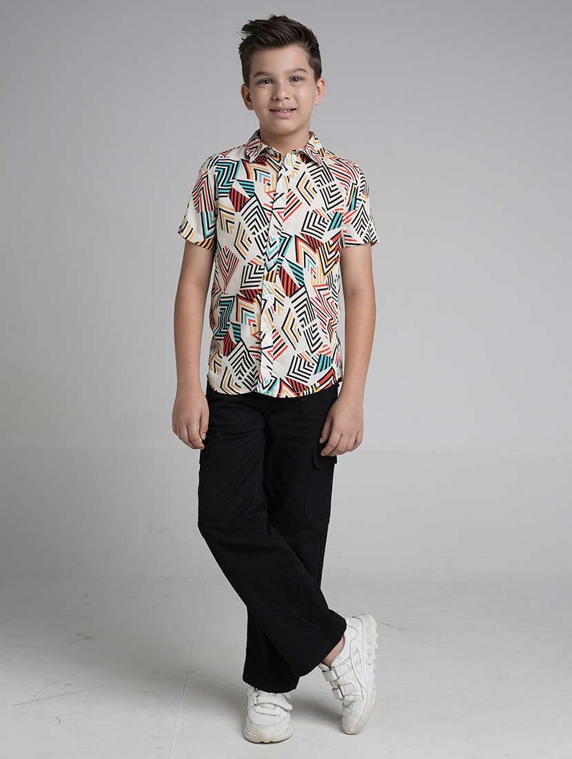 boys printed short sleeve collared shirt - 22106316 - Standard Image - 3