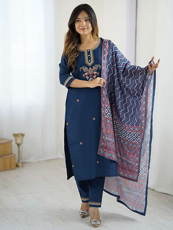 women embroidered three quarter sleeve kurta pant with dupatta set - 22106385 - Standard Image - 3