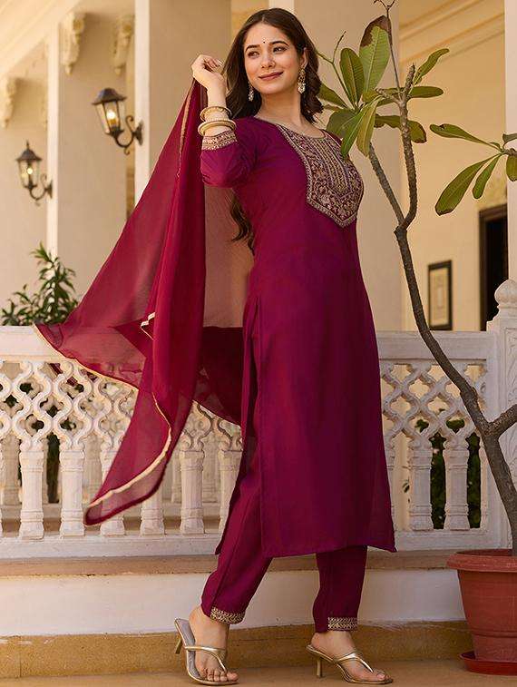 women embroidered three quarter sleeve kurta pant with dupatta set - 22106386 -  Standard Image - 3
