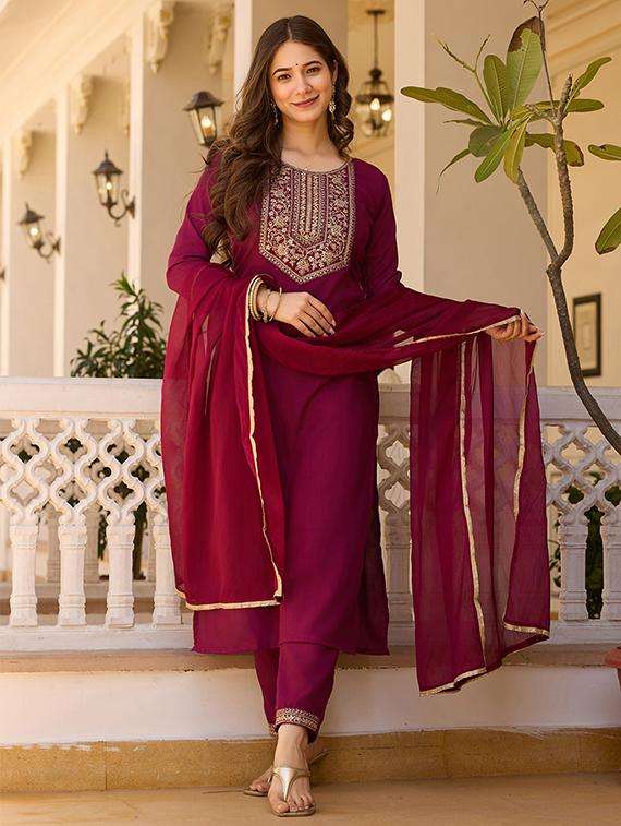 women embroidered three quarter sleeve kurta pant with dupatta set - 22106386 -  Standard Image - 5