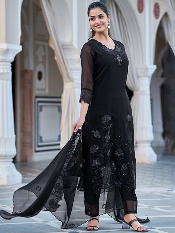 women embroidered three quarter sleeve kurta pant with dupatta set - 22106395 -  Standard Image - 3