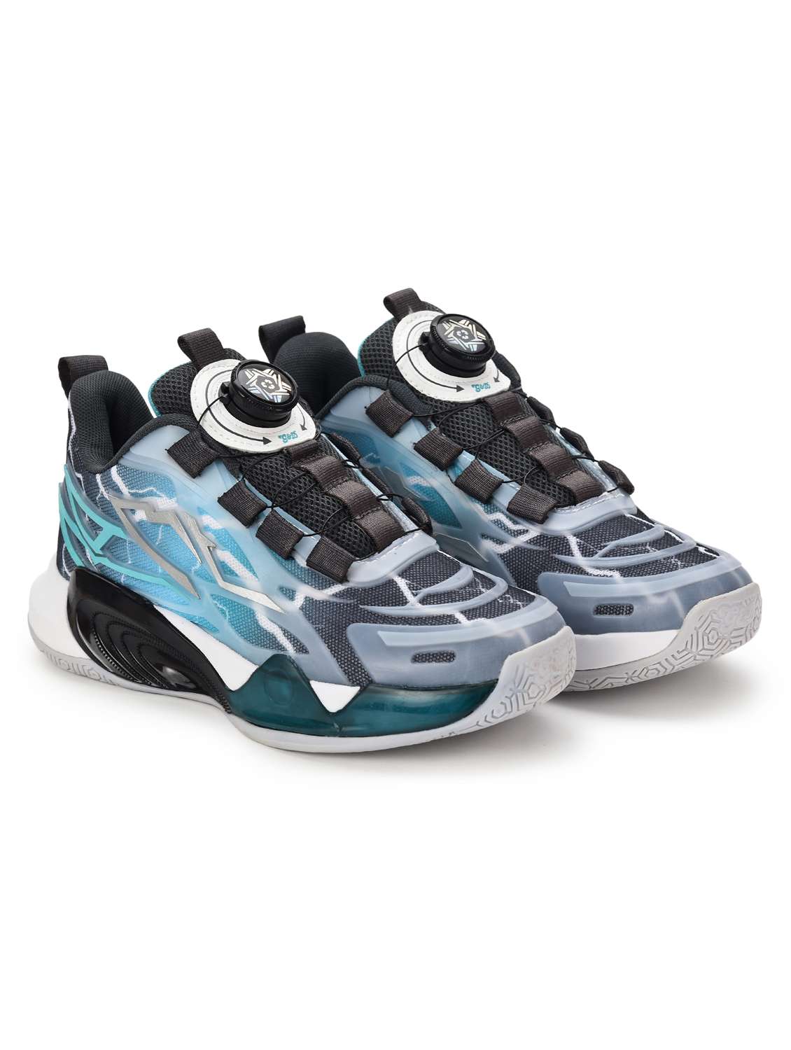 boys lace up sports shoe