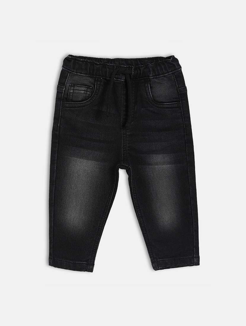 boys solid mid rise slim fit jean