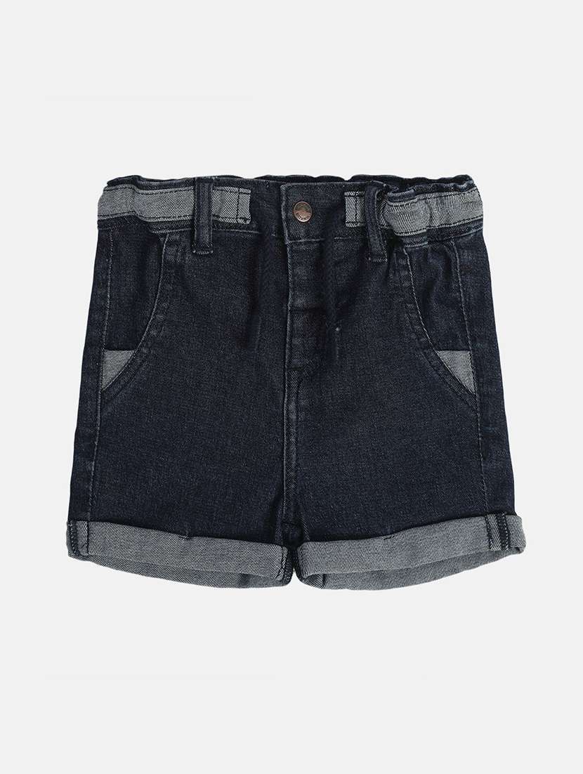 boys solid mid rise regular fit shorts