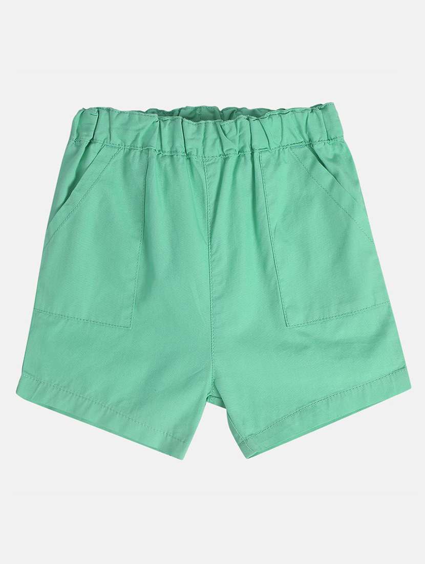 boys solid mid rise regular fit shorts