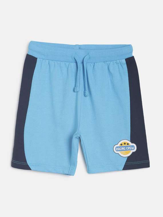 boys tapered mid rise regular fit shorts 