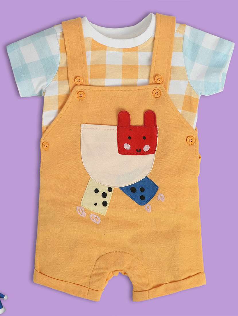 boys printed t-shirt and dungree set