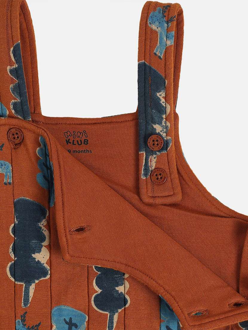 boys printed t-shirt and dungree set - 22107046 -  Standard Image - 3