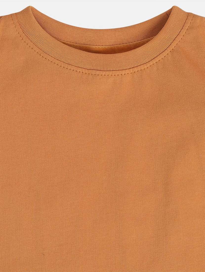 boys printed t-shirt and dungree set - 22107054 -  Standard Image - 5