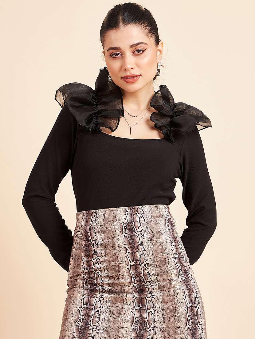 women black solid long sleeve top