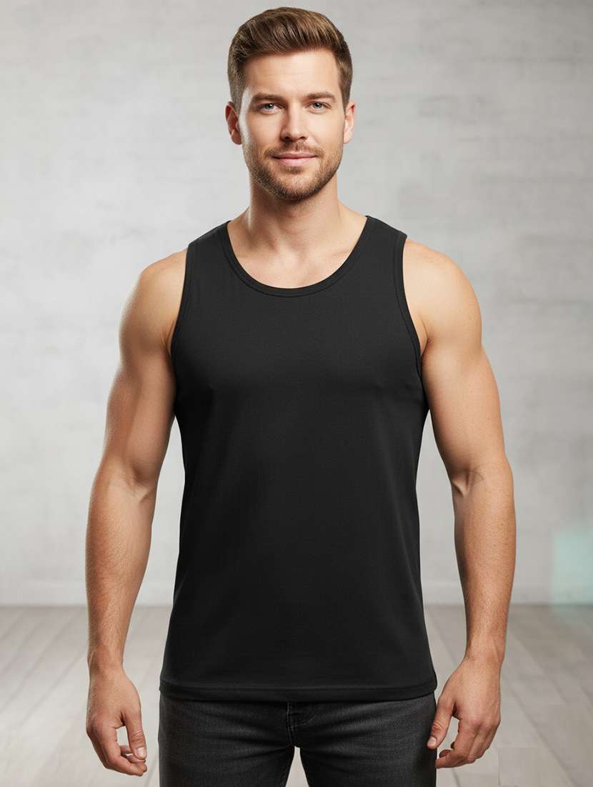 men solid sleeveless vest
