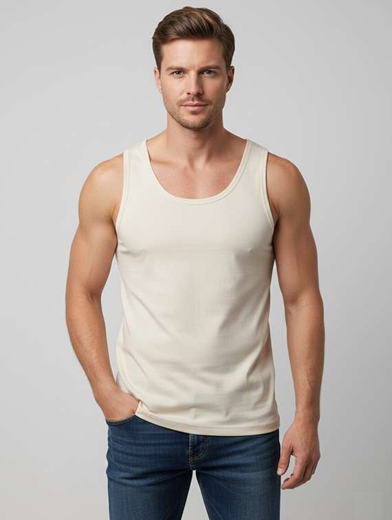 men solid sleeveless vest