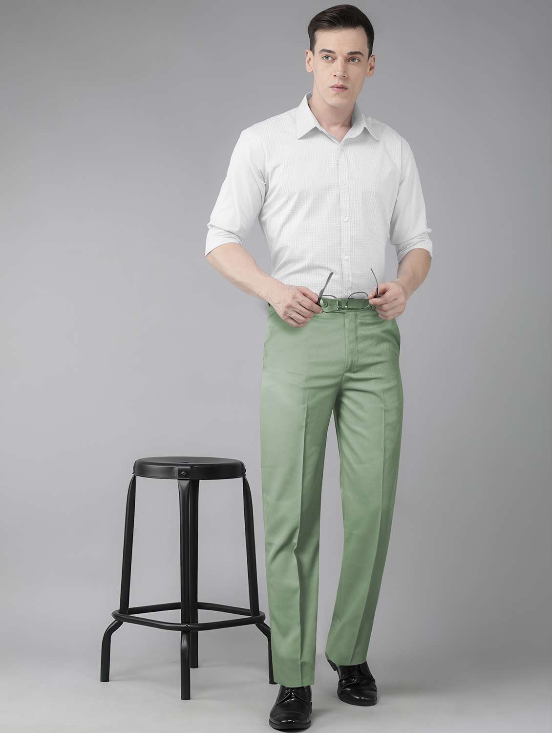 men solid mid rise flat front formal trouser - 22107373 -  Standard Image - 3