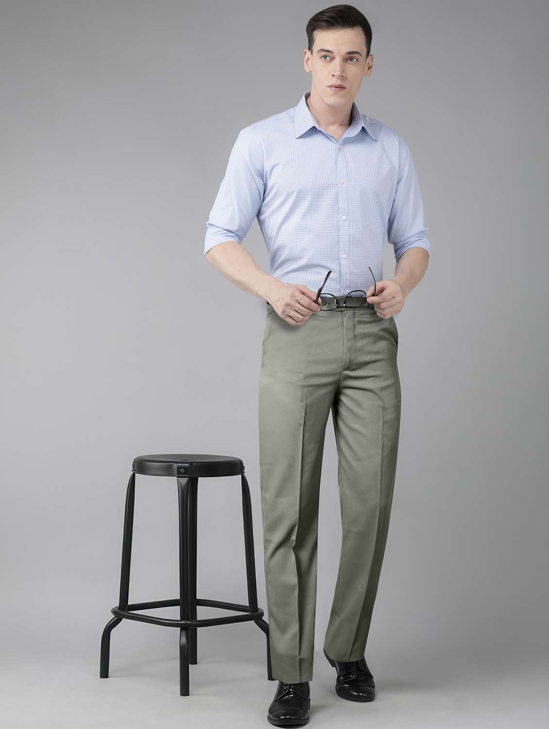 men solid mid rise flat front formal trouser - 22107376 -  Standard Image - 3