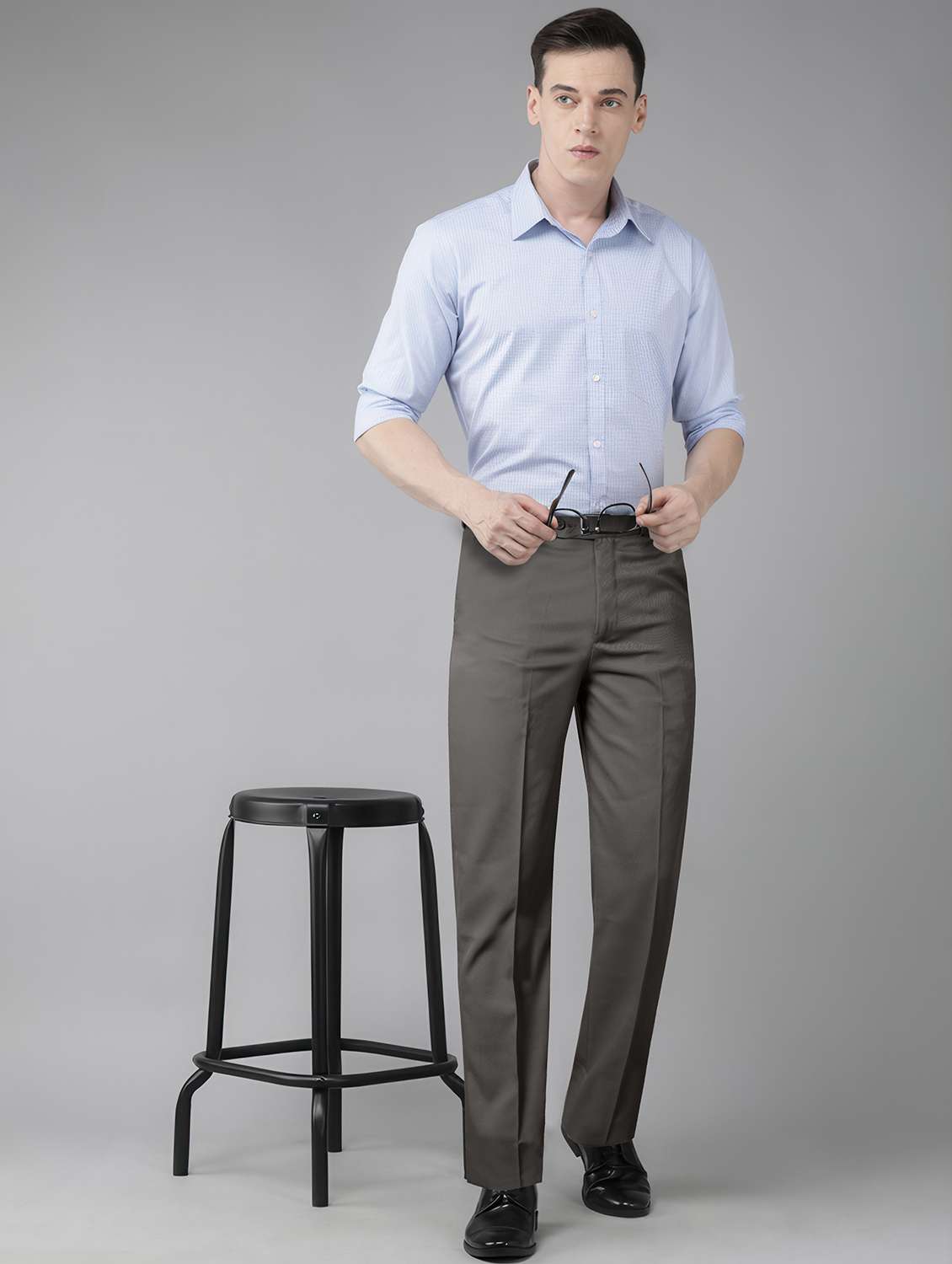 men solid mid rise flat front formal trouser - 22107378 -  Standard Image - 3