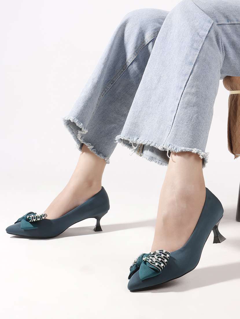 women green slip on pump - 22107651 -  Standard Image - 5