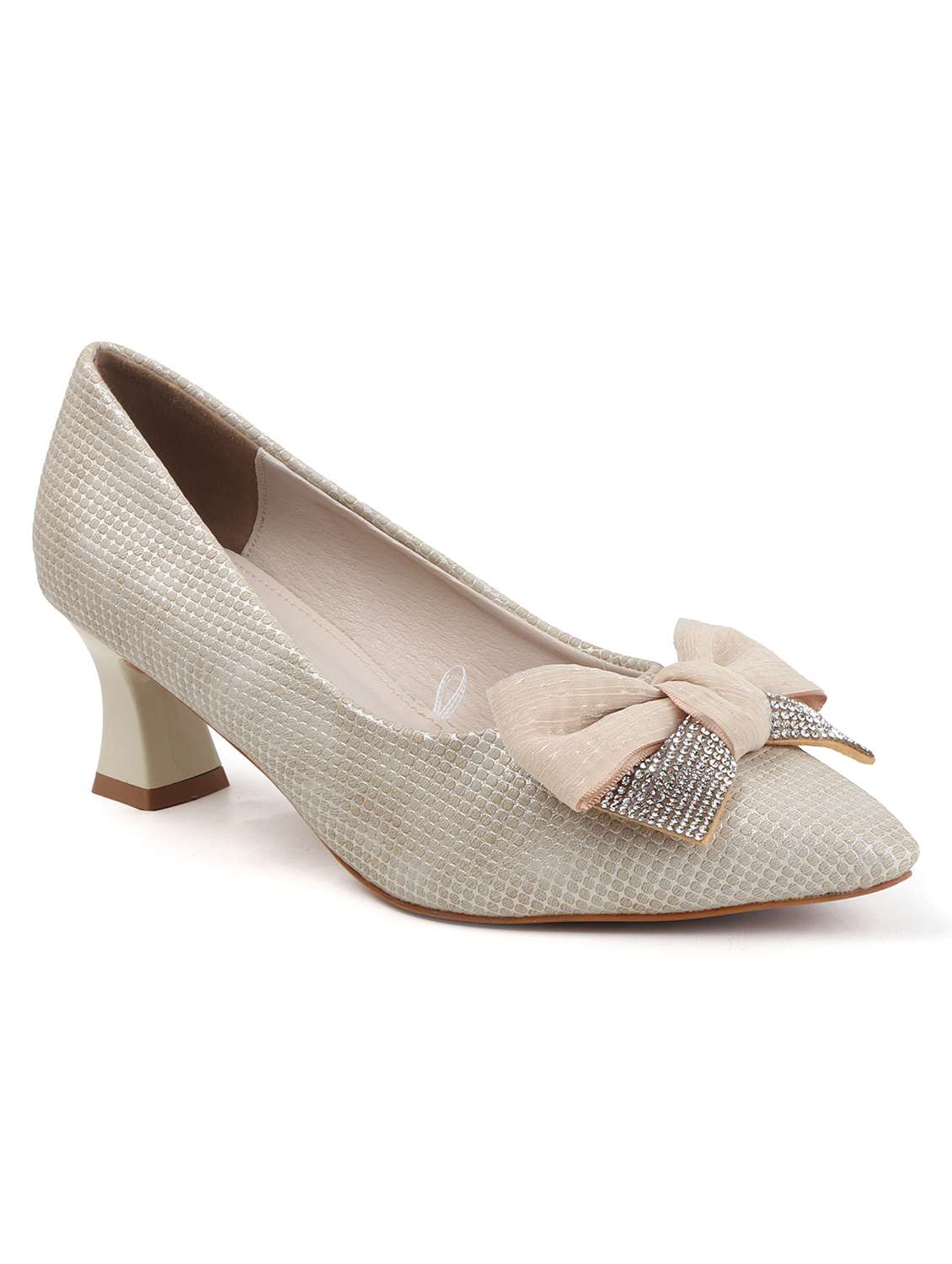 women cream slip on pump - 22107654 -  Standard Image - 3