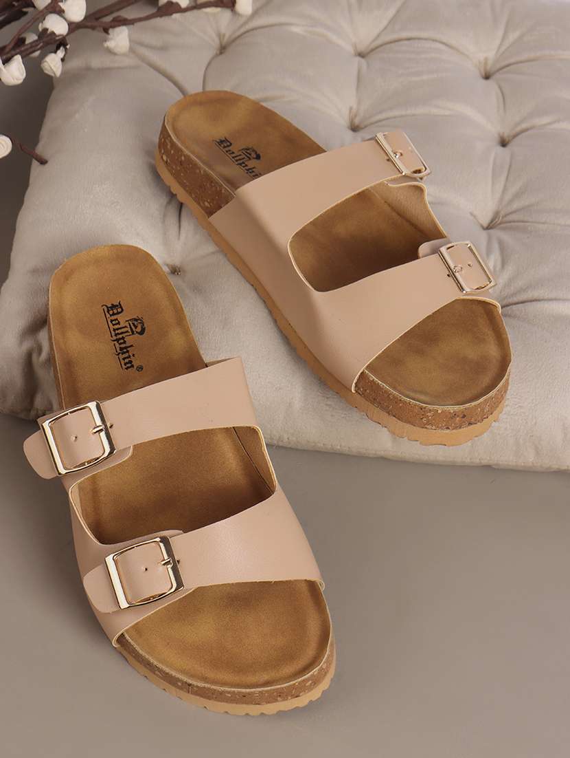 women solid slip on flat sandal - 22107676 - Zoom Image - 0