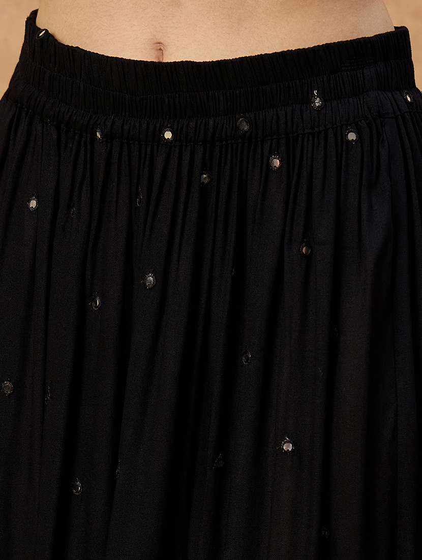women solid with work skirt & top ethnic co-ord set - 22107692 - Standard Image - 5