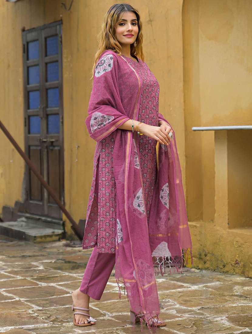 women floral printed three quarter sleeve kurta pant with dupatta set - 22107701 -  Standard Image - 3
