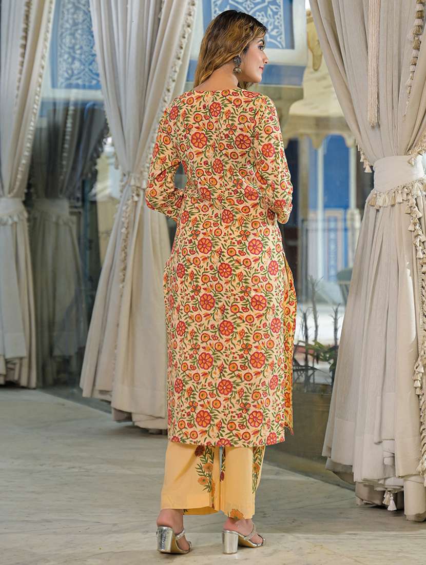 women floral three quarter sleeve kurta pant with dupatta set - 22107718 -  Standard Image - 3